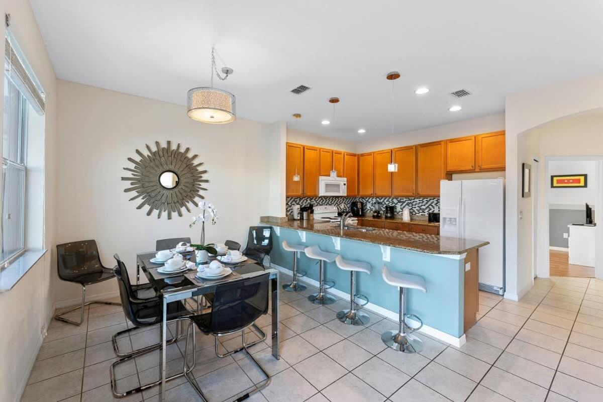 4Br Townhome With Lake View - Bl481 Kissimmee Exteriör bild